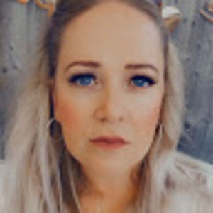 Meet your Posher, Tiffany